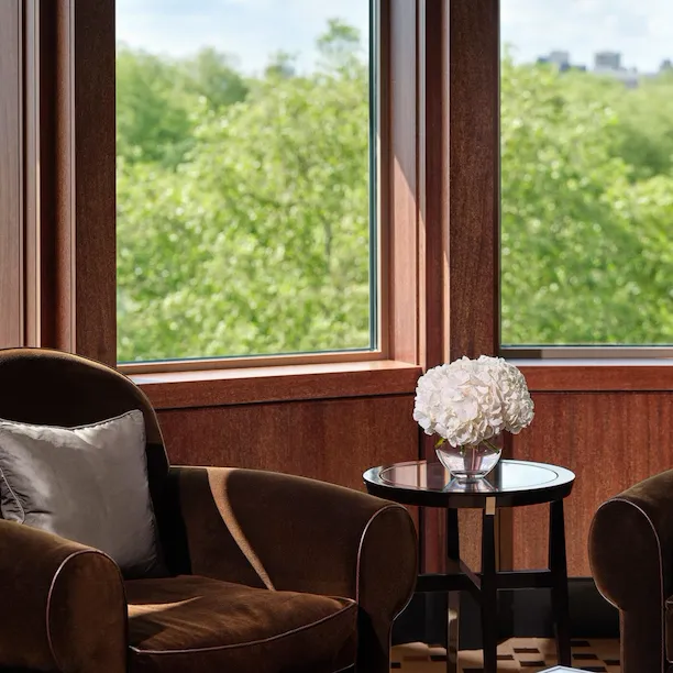 Park Lane Suite at 45 Park Lane