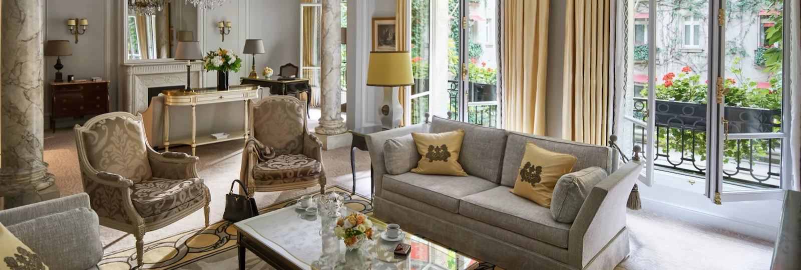 HPA-224-226-Presidential-Suite-Living-P-HR-by-markread