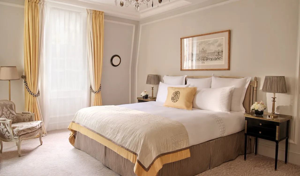 This is the bedroom of the Deluxe Suite #318 at the Plaza Athénée.