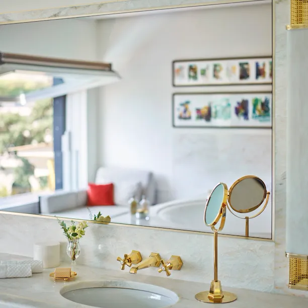 White marble bathroom of Bellavista Penthouse Suite at Hotel Eden, Rome