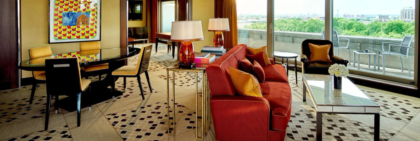 45 Park Lane- Hyde Park Suite-Living room-4582-highres