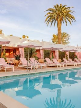 Pool at The Beverly Hills Hotel | Dorchester Collection