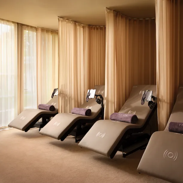 Relaxation room at Coworth Park