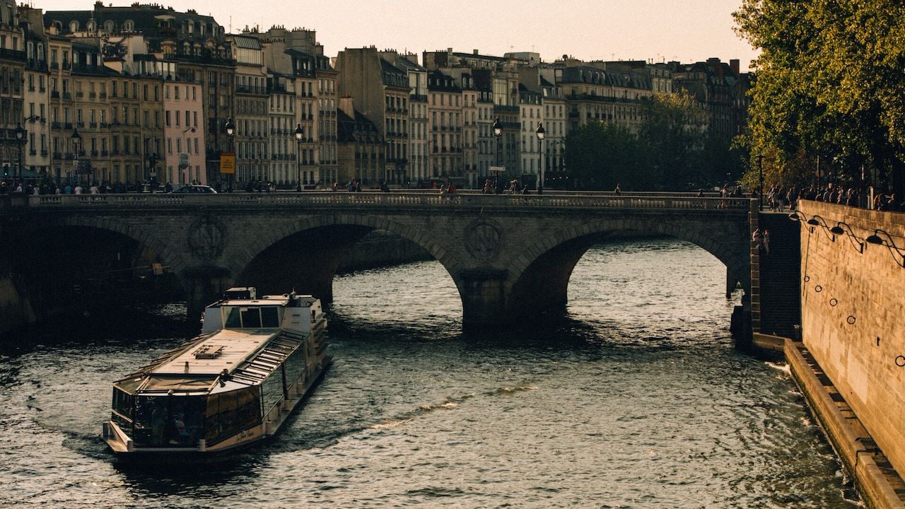 Explore Paris | Dorchester Collection