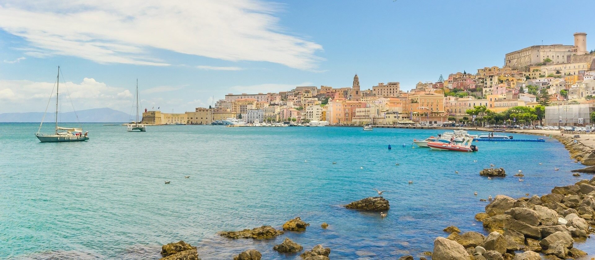 Discover the Best Beach Towns Near Rome for an Unforgettable Getaway