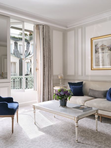Deluxe Suite at Le Meurice | Dorchester Collection